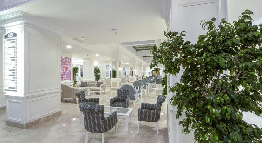 Adin Beach Hotel  