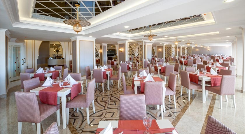 Adin Beach Hotel  