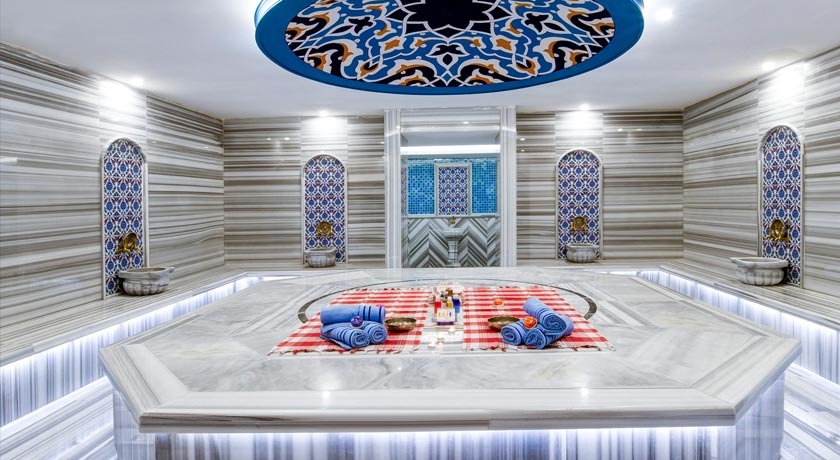 Adin Beach Hotel  