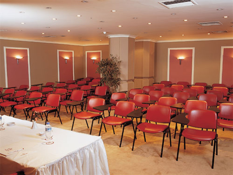 Akgün Hotel İstanbul / Edirnekapı