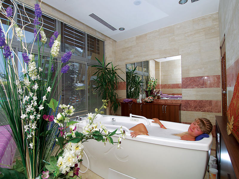 Alaiye Resort & Spa Hotel  