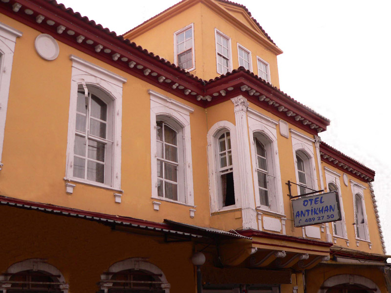 Antikhan Hotel  