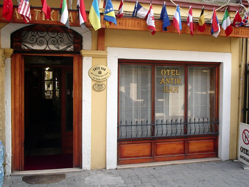 Antikhan Hotel  