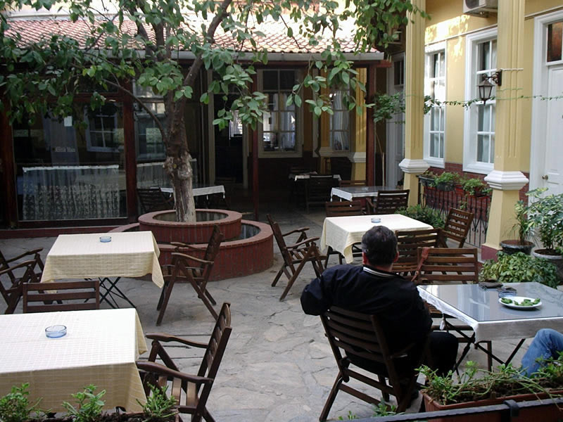 Antikhan Hotel  