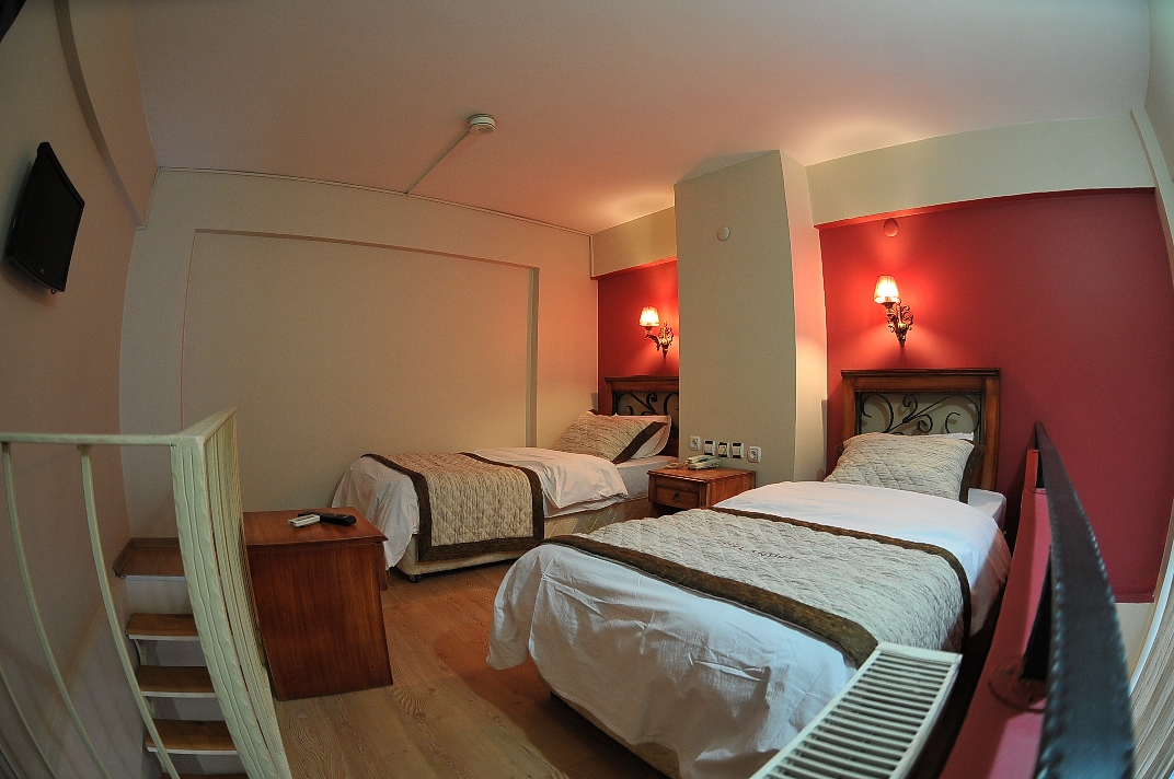 Antikhan Hotel  