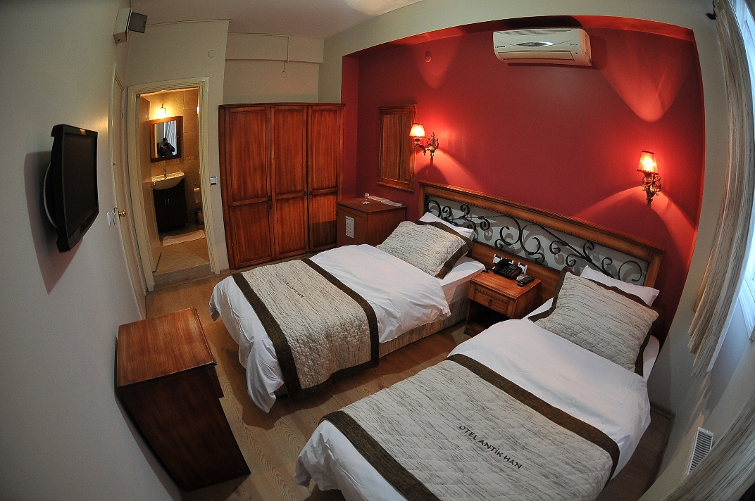 Antikhan Hotel  