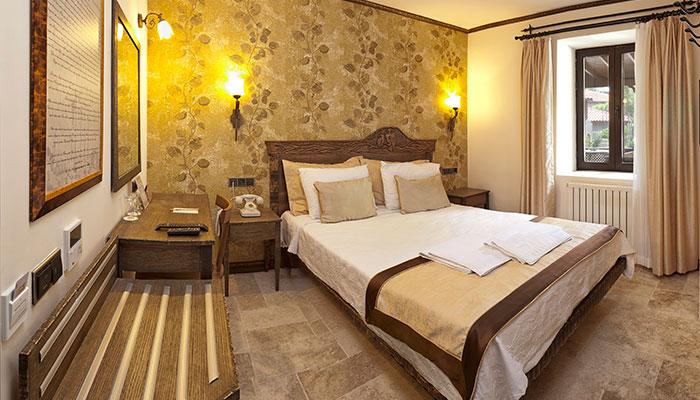 Assos Behram Hotel  