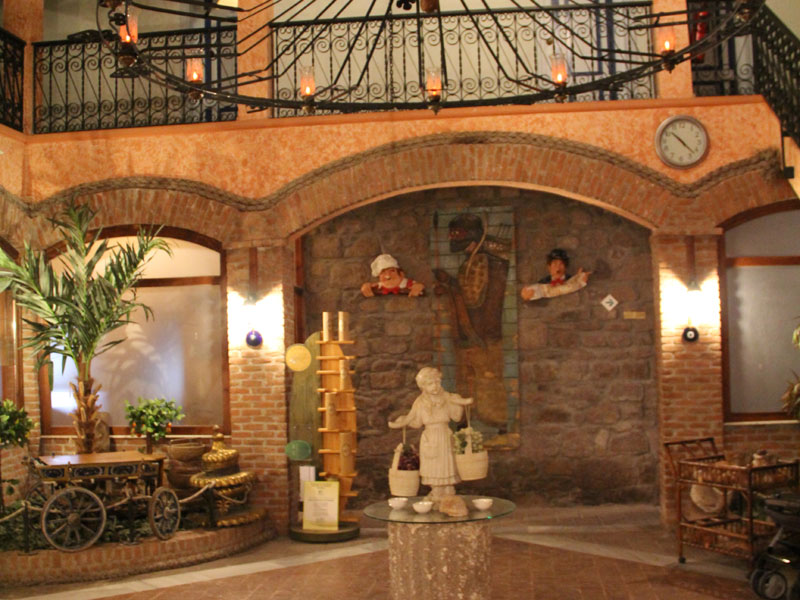 Assos Nazlıhan Otel  