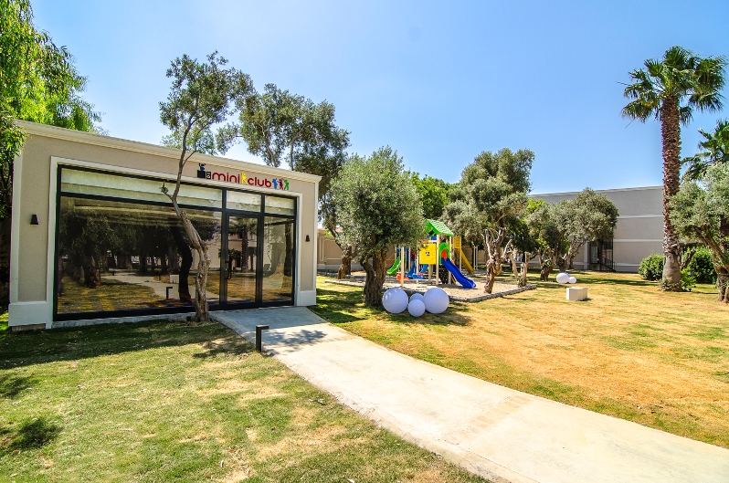 Aurum Spa & Beach Resort  