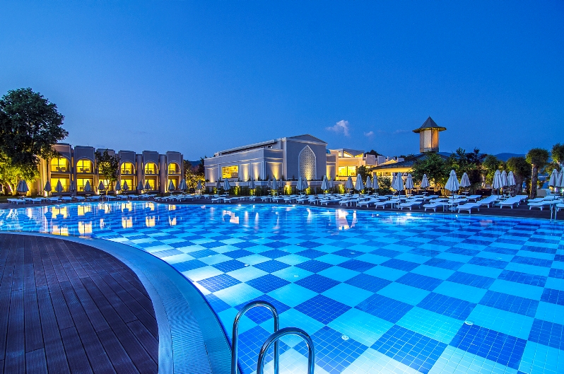 Aurum Spa & Beach Resort  