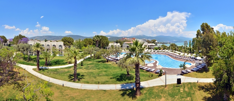 Aurum Spa & Beach Resort  