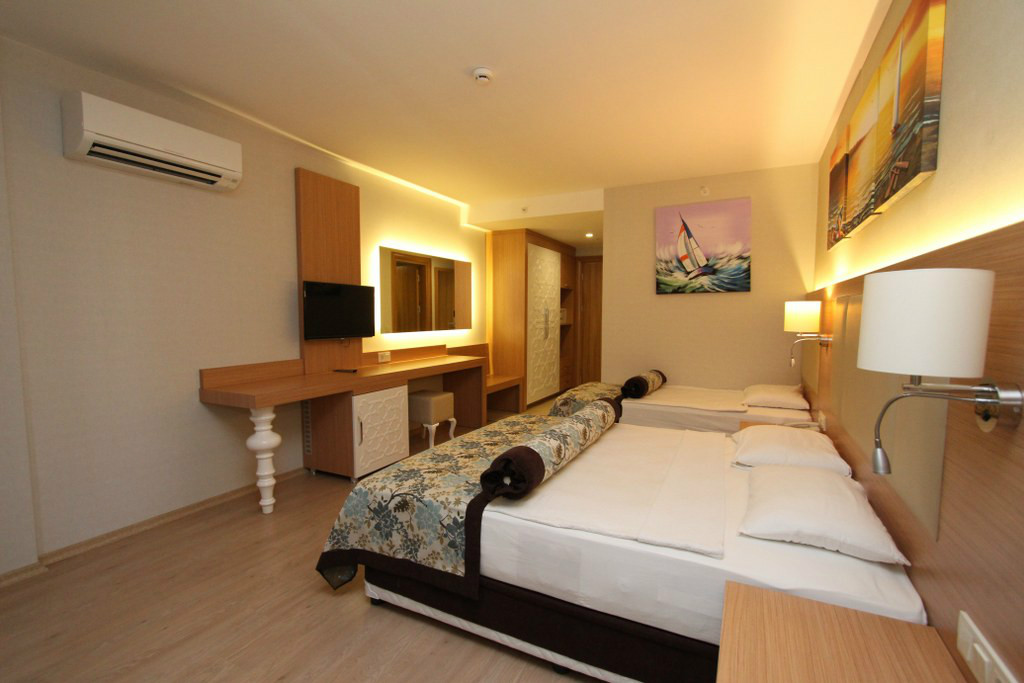 Blue Wave Suite Hotel / standart oda