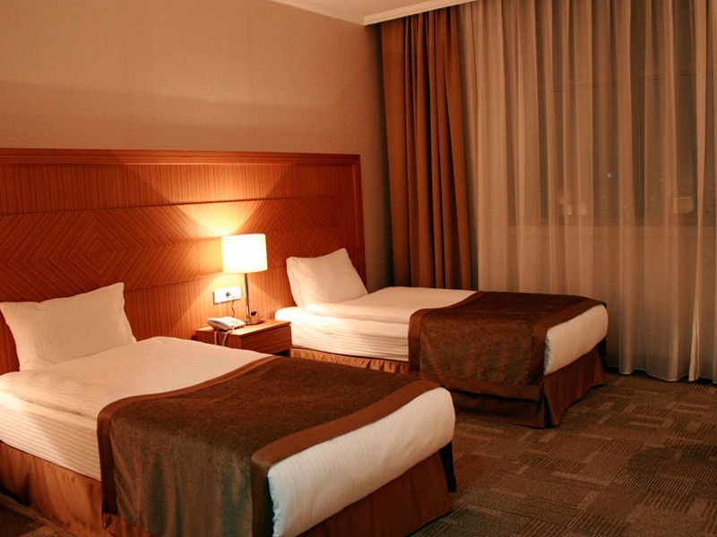 Boss Otel  
