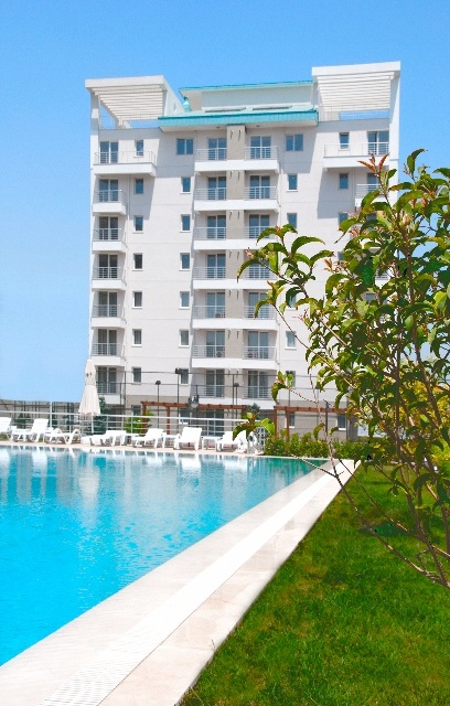 B-Suites Hotel   