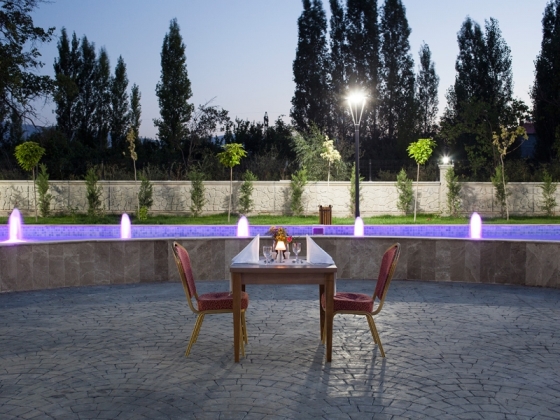 Cherry Garden City Spa Hotel  