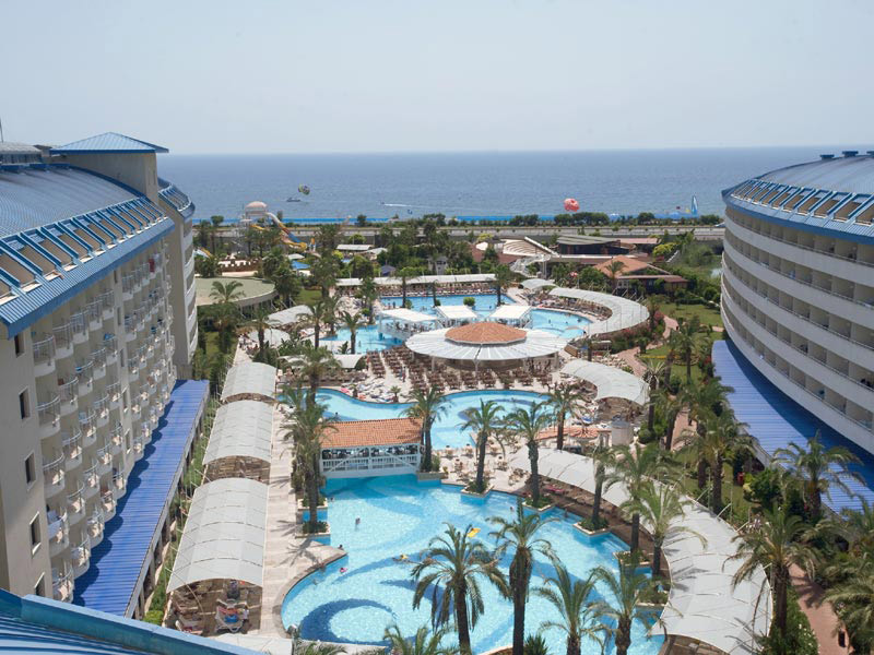Crystal Admiral Resort Suites & Spa Side  
