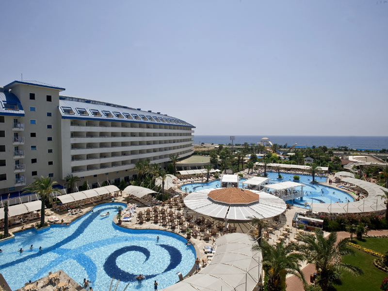 Crystal Admiral Resort Suites & Spa Side  