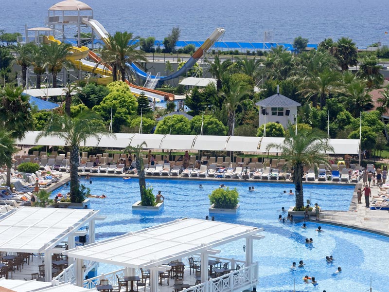 Crystal Admiral Resort Suites & Spa Side  