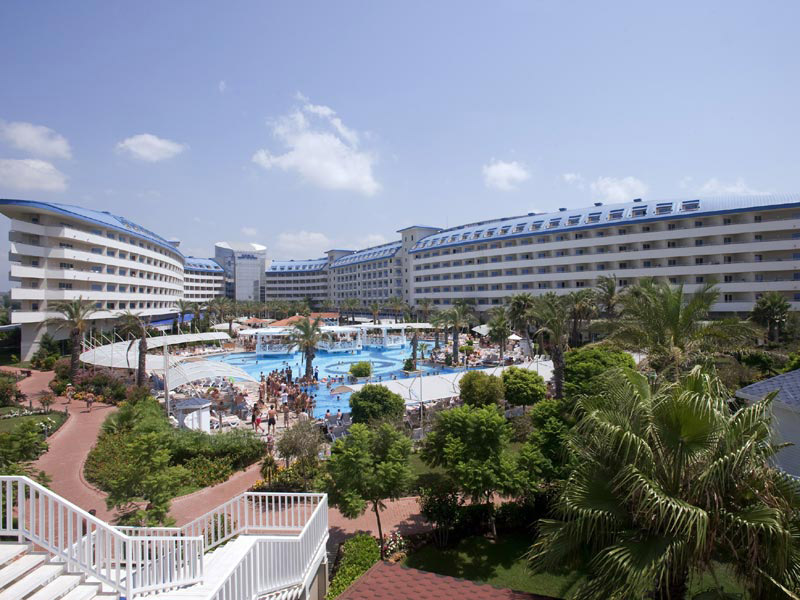 Crystal Admiral Resort Suites & Spa Side  