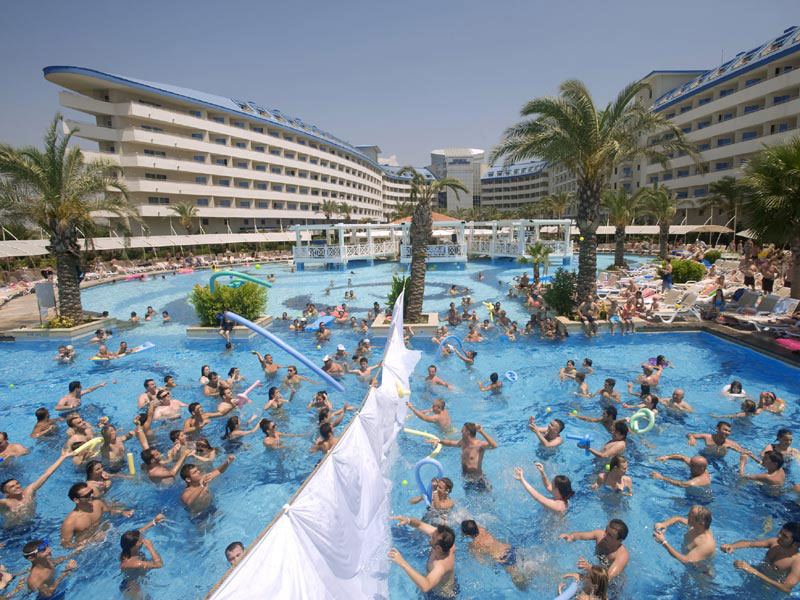 Crystal Admiral Resort Suites & Spa Side  