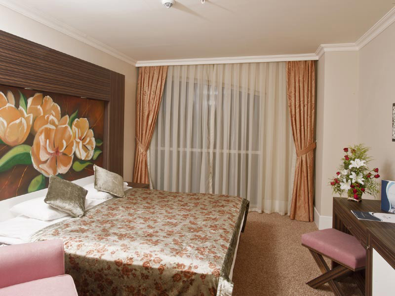 Crystal Deluxe Resort & Spa Kemer  