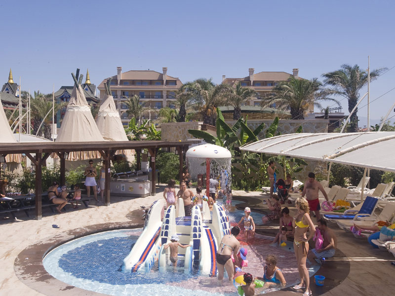 Crystal Family Resort & Spa Boğazkent  