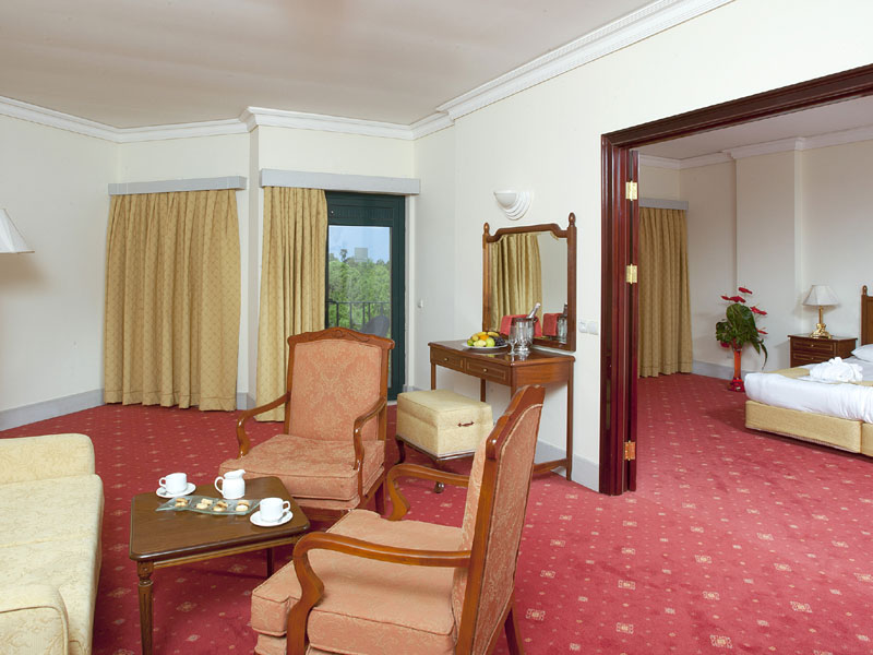 Crystal Tat Beach Golf Resort&Spa  