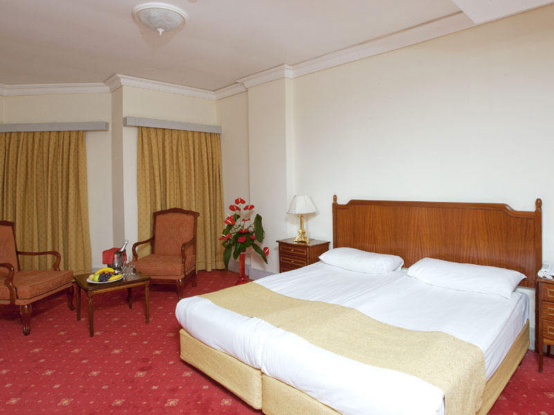 Crystal Tat Beach Golf Resort&Spa  