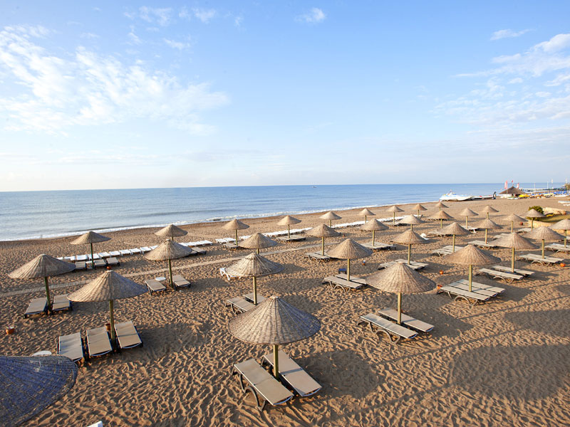 Crystal Tat Beach Golf Resort&Spa  