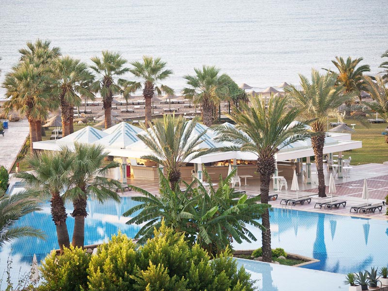 Crystal Tat Beach Golf Resort&Spa  