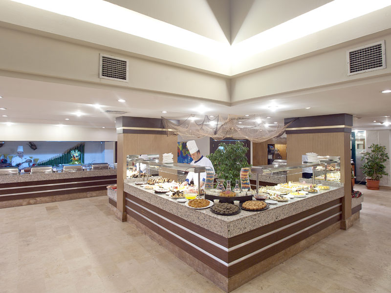 Crystal Tat Beach Golf Resort&Spa  
