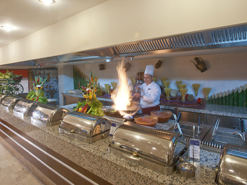 Crystal Tat Beach Golf Resort&Spa  