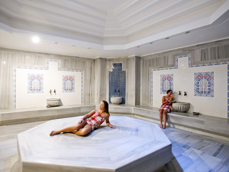 Crystal Tat Beach Golf Resort&Spa  