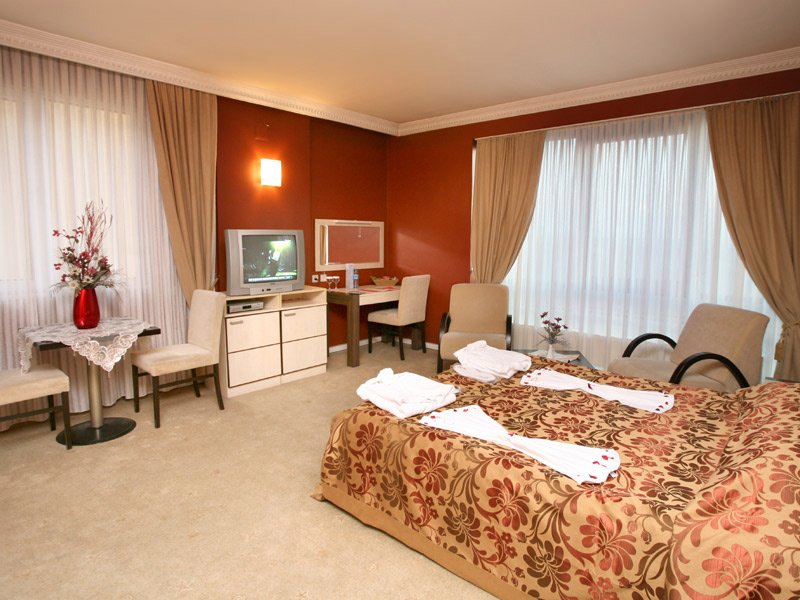 Dalgıçlar Otel  