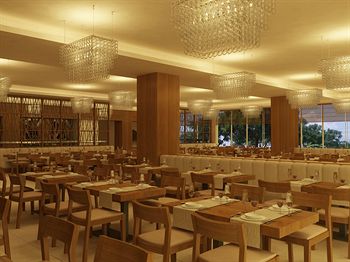 Dionis Hotel Resort & Spa  
