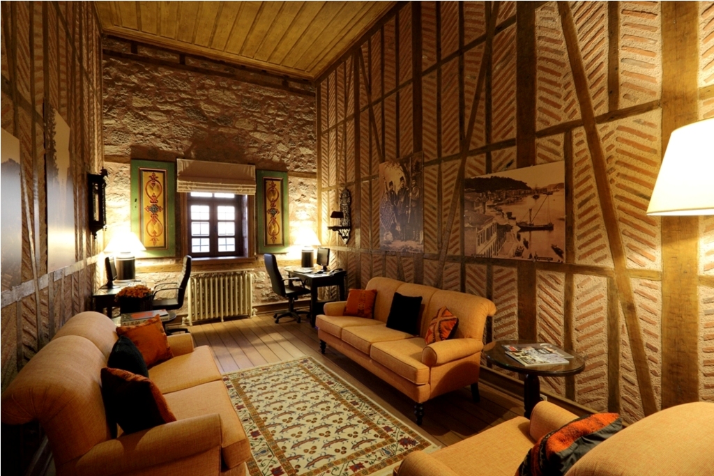 Divan Çukurhan  
