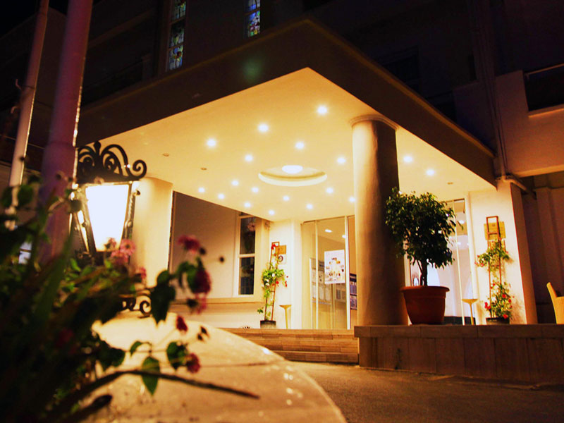 Dome Hotel  