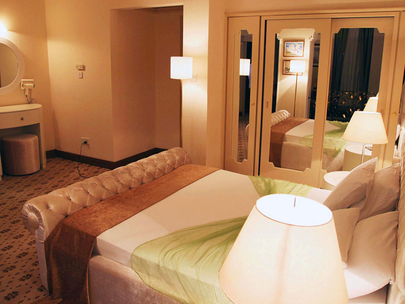 Dome Hotel  