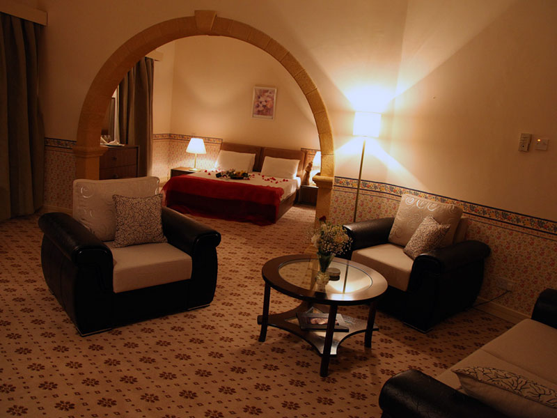 Dome Hotel  