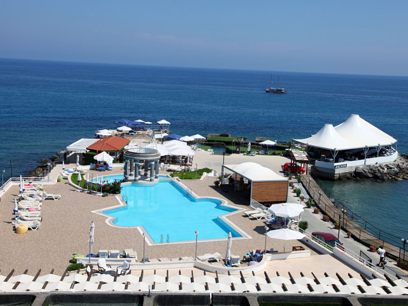 Dome Hotel  