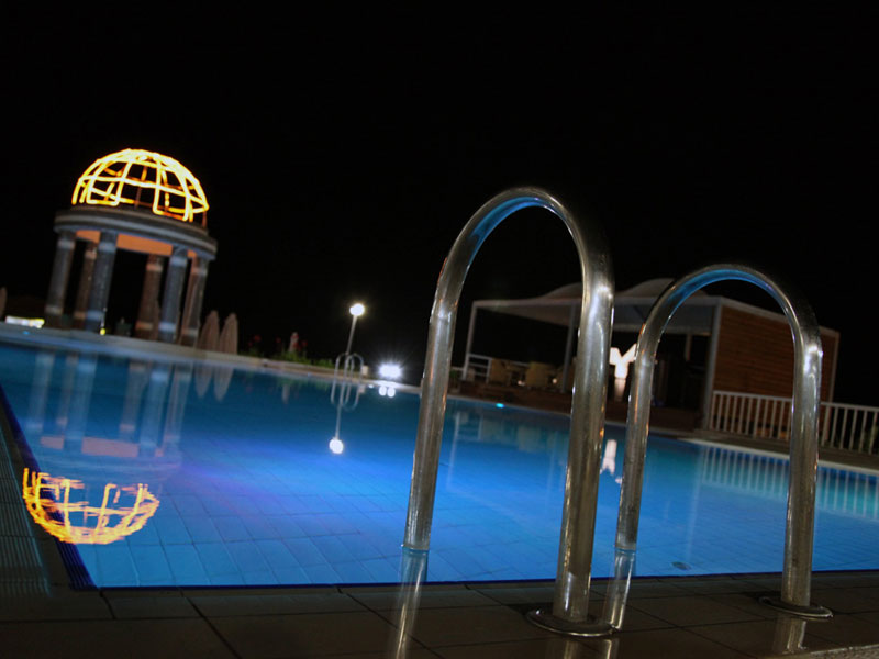 Dome Hotel  