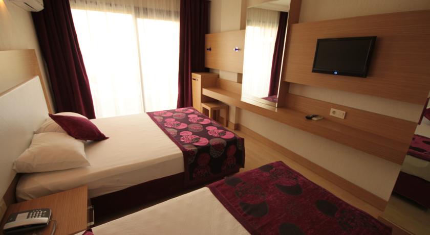 Drita Hotel / standart oda