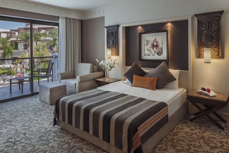 Ela Excellence Resort Belek / göl evi aile odalı