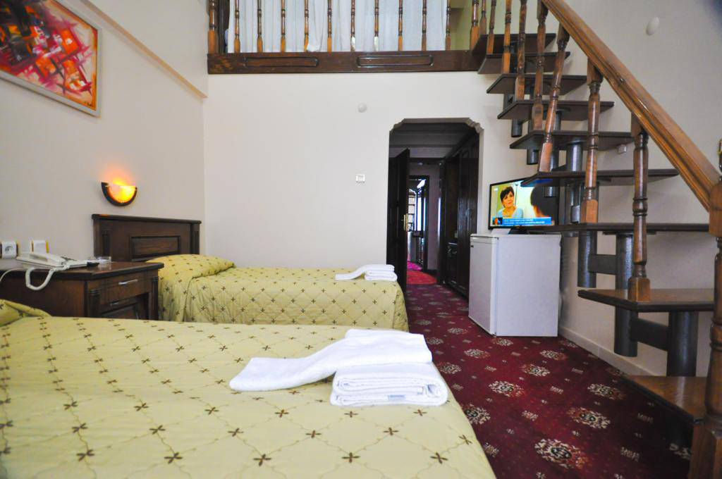 Elazığ Mavi Göl Otel / dubleks oda