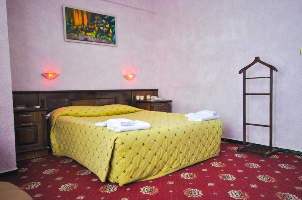 Elazığ Mavi Göl Otel / köşe oda