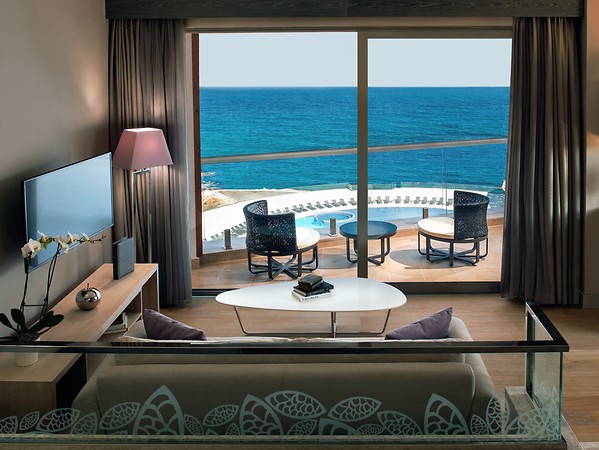 Elexus Hotel Resort / deniz manzaralı deluxe  oda