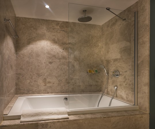 Elexus Hotel Resort  