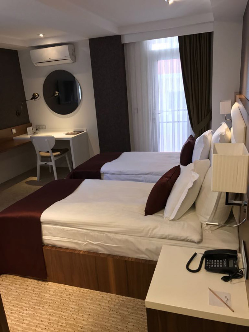 End Glory Hotel  