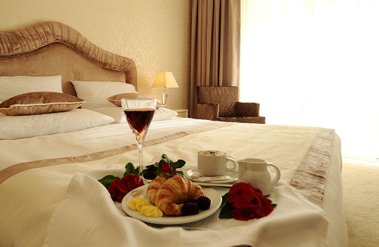 Gold City Hotel  