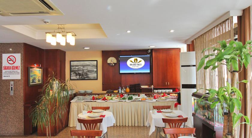 Golden Siyav Hotel  